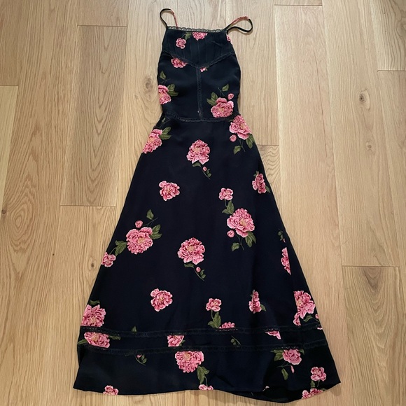 REFORMATION Halter Dress - Picture 5 of 9